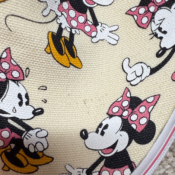 Vans Minnie Mouse Slip-On Sneakers - Cream and Pink - Picture 8 of 8